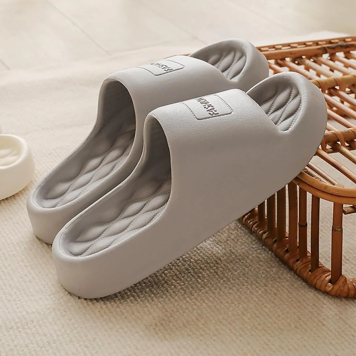 Women's Flat Slippers Indoor Home Beach Non Slip Sandal Vacation Sandals Comfortable Walking Sandals for Women